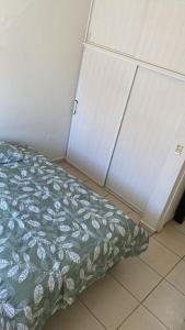 Katil atau katil-katil dalam bilik di casa en sector Miramar