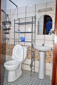 Koupelna v ubytování ACNELA Residence Kribi