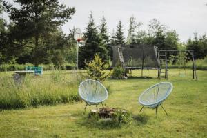 Aed väljaspool majutusasutust Saaremaa Õlletuba - Attic Retreat at Pihtla Brewery