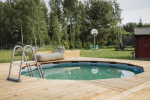 Bassein majutusasutuses Saaremaa Õlletuba - Attic Retreat at Pihtla Brewery või selle lähedal