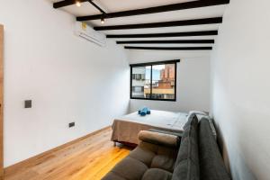 Χώρος καθιστικού στο L1 7BR Laureles House rooftop jacuzzi AC