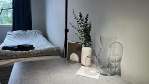 Giường trong phòng chung tại Rentalux Hostel - Modern Comfort, Single Rooms