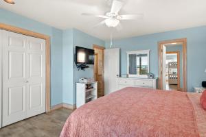 Postel nebo postele na pokoji v ubytování Ellington Cottage By The Sea + 26 fotografií