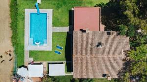 The swimming pool at or close to Casa Bellavista con piscina en Caldes Costa Brava