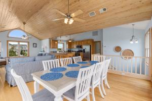 Køkken eller tekøkken på Fore Shore Formerly Leeward Shores 11