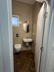 Zdjęcie z galerii obiektu Guest House AGA w Ulcinju