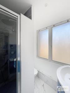 Bilik mandi di Le Central - Appartement au 1er étage