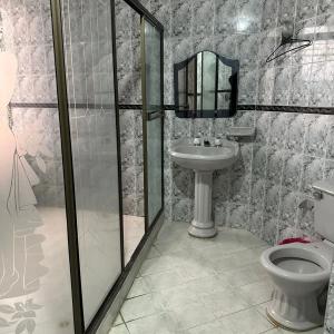 Ένα μπάνιο στο Hotel El Nogal