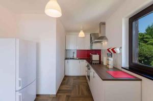 Kuchyň nebo kuchyňský kout v ubytování Apartment in Novi Vinodolski 39131