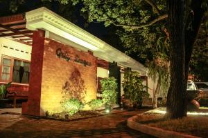 Κήπος έξω από το Griya Langen Guesthouse