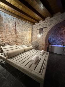 Fotografie z fotogalerie ubytování Gratteri Stone Jacuzzi House v destinaci Gratteri