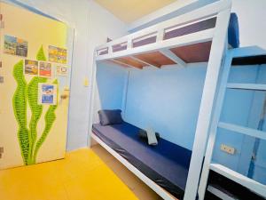 Μία ή περισσότερες κουκέτες σε δωμάτιο στο Yes Surf Siargao +70 φωτογραφίες