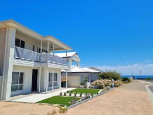 Το κτήριο όπου στεγάζεται  η παραθεριστική κατοικία