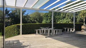 Κήπος έξω από το 6 bedrooms, Close to rowing, Velodrome, field days +7 φωτογραφίες