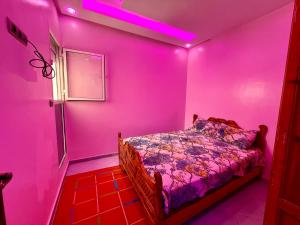 Katil atau katil-katil dalam bilik di Charming apartment