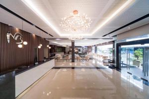 Vstupní hala nebo recepce v ubytování Mallberry Suites Business Hotel + 162 fotografií
