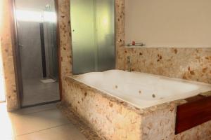 Bagno di Hotel Portobelo Guatape