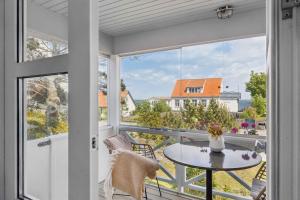 桑德维格Idyllic Cliffside Villa With Stunning Sea Views的相册照片