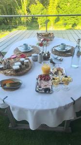 Galeriebild der Unterkunft A l'orée des volcans in Sainte-Catherine