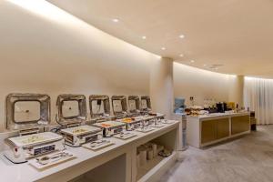 Φαγητό σε αυτό το ξενοδοχείο ή κάπου εκεί κοντά