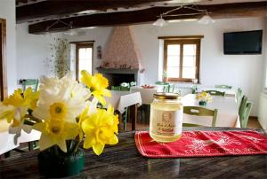 Μια τηλεόραση ή/και κέντρο ψυχαγωγίας στο Agriturismo Prato Fiorito