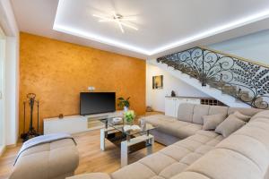 Χώρος καθιστικού στο Villa Nikoleta, discover your paradise in Istria