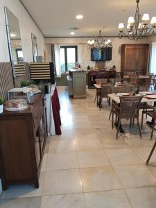 Posezení v ubytování Hotel VillaMarcilla