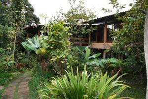 Um jardim em Lendas do Capão Pousada