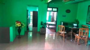 Χώρος καθιστικού στο Green Tree Villa