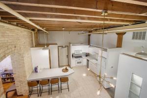 格兰德港Downtown and Waterfront 2BDR Condo in Grand Haven 110的相册照片