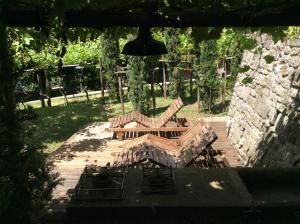 Vonkajšia záhrada v ubytovaní B&B A Piazza del Gesù