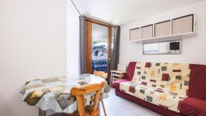 Χώρος καθιστικού στο Grand Horizon 1 N204 - 2P4