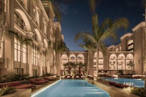 Bazén v ubytování Giza Palace Hotel & Spa - The Leading Hotels Of The World nebo v jeho okolí