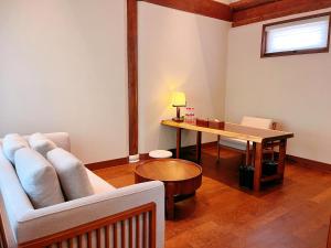 Posezení v ubytování Jingshan Garden Hotel