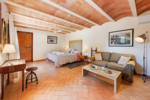 Gallery image of S'ermita Apartments in Campos