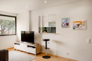 Televisyen dan/atau pusat hiburan di The Light Stay at Cascais
