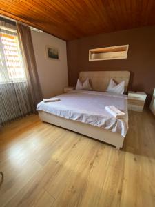 Photo de la galerie de l'établissement Casa Nicollae, à Silvaşu de Sus