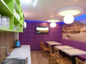 Kuchyň nebo kuchyňský kout v ubytování ASENATA pokoje & apartamenty centrum Ustroń