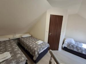 Φωτογραφία από το άλμπουμ του Beachfront Apartman σε Balatonfuzfo