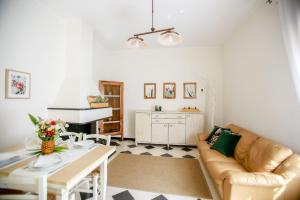 Posezení v ubytování Villa indipendente con piscina privata by Pugliadamare