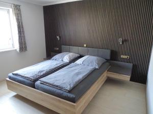 Postel nebo postele na pokoji v ubytování Ferienwohnung & App. Rosemarie