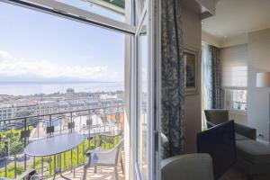 Balkón nebo terasa v ubytování Hôtel de la Paix Lausanne