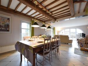 Istumisnurk majutusasutuses Magnificent Holiday Home in Libin with Barbecue