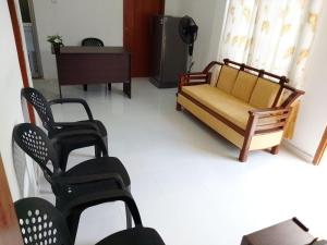 Posezení v ubytování Tropical Suites - Airport Transit Residence