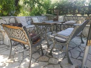Patio nebo venkovní prostory v ubytování Epicharis Studios