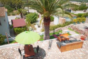 Zahrada ubytování Little Bali Javea