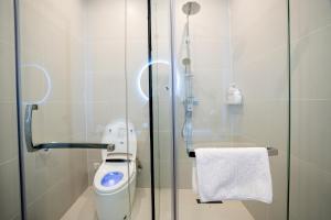 Koupelna v ubytování Nalati Jianxian B&B