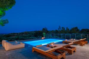 Πισίνα στο ή κοντά στο Olive Βay Villa