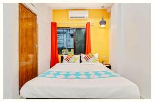 Gallery image of Hotel M!M Howrah Maidan Home Stay Kolkata near Howrah Railway Station - Free Wi-Fi-Lift & Parking Facilities - Fully Air Conditioning Rooms - best hotel howrah in Kolkata