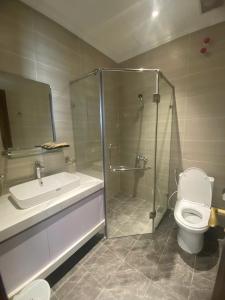 Koupelna v ubytování AMANDA Homestay + 37 fotografií